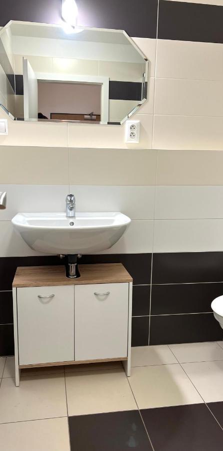 Apartment Prague-2 Rooms Free Parking Bagian luar foto
