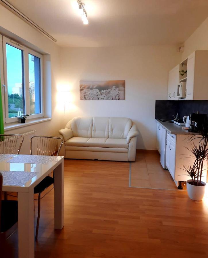 Apartment Prague-2 Rooms Free Parking Bagian luar foto