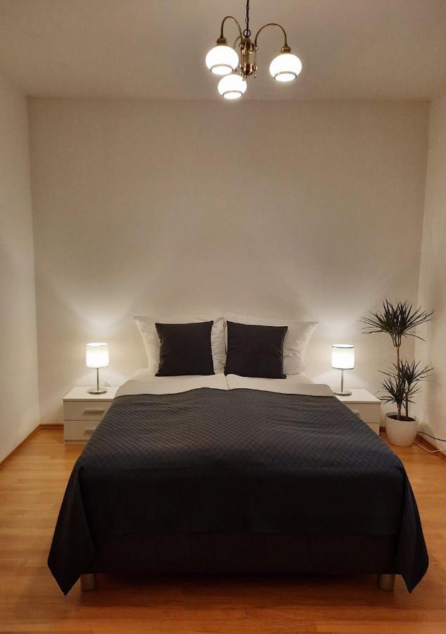 Apartment Prague-2 Rooms Free Parking Bagian luar foto